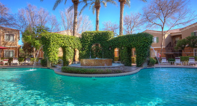 Pool & Pool Fountain
