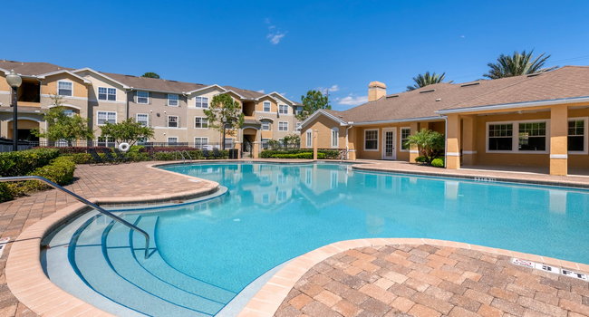 Ryan Oaks Apartments - Jacksonville FL
