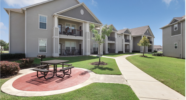 Stoneleigh on Major Beaumont TX Apartments for Rent