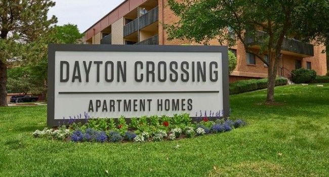 Dayton Crossing Apartments 211 Reviews Denver Co Apartments For Rent Apartmentratings C