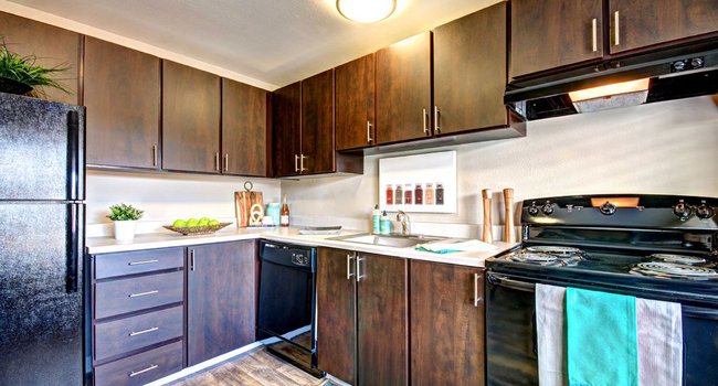 Park 120 - 65 Reviews | Everett, WA Apartments for Rent | ApartmentRatings©
