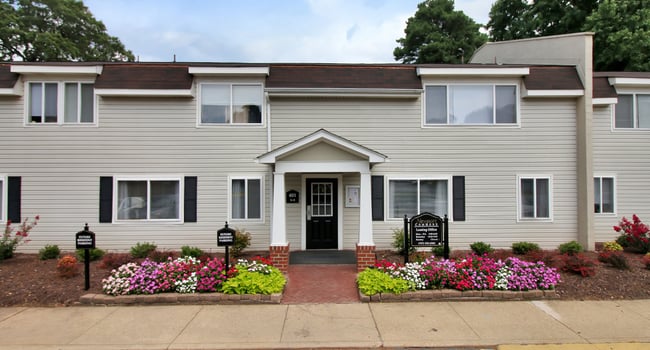 Newport Commons - 81 Reviews | Newport News, VA Apartments for Rent