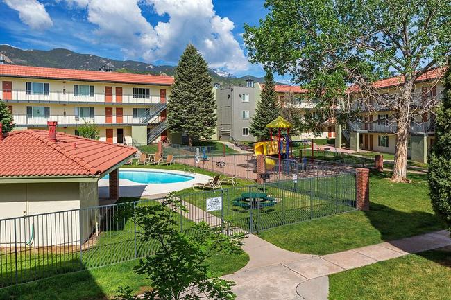 Altamira Apartments - 68 Reviews | Colorado Springs, CO Apartments for