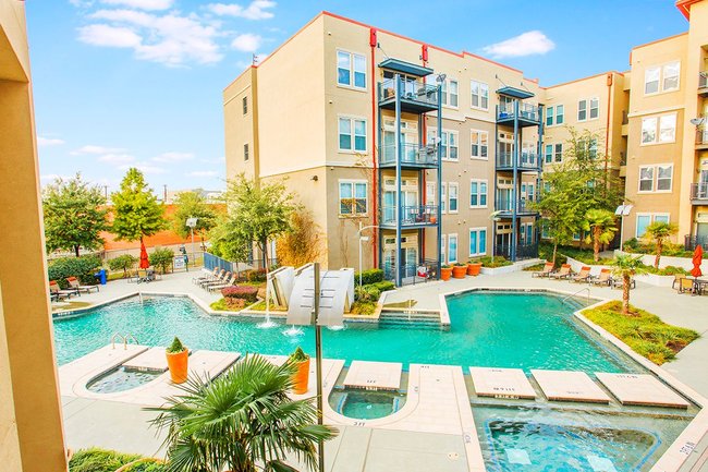 Alta Design District 67 Reviews Dallas Tx Apartments For Rent Manager Uploaded Photo Of Alta Design District In Dallas Tx