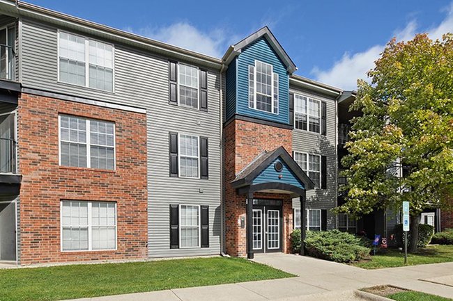 The Mark Apartments - 169 Reviews | Glendale Heights, IL Apartments for