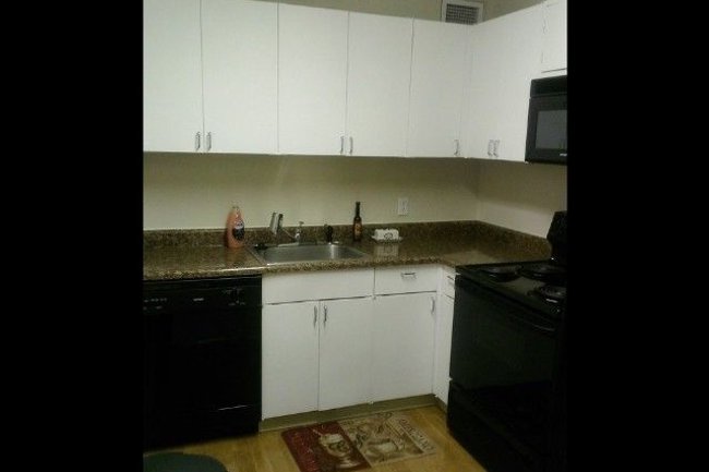 Washington Plaza 133 Reviews Pittsburgh Pa Apartments For Rent Resident Photo Of Washington Plaza In Pittsburgh Pa