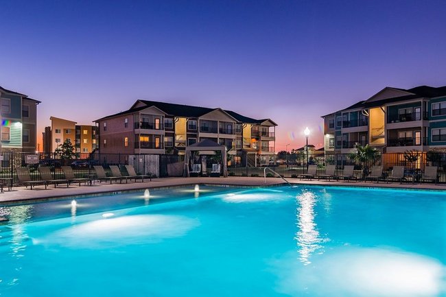 Crenshaw Grand Apartments - 22 Reviews | Pasadena, TX Apartments for