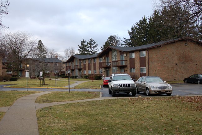 Arbor Forest Apartments - 83 Reviews | East Lansing, MI Apartments for